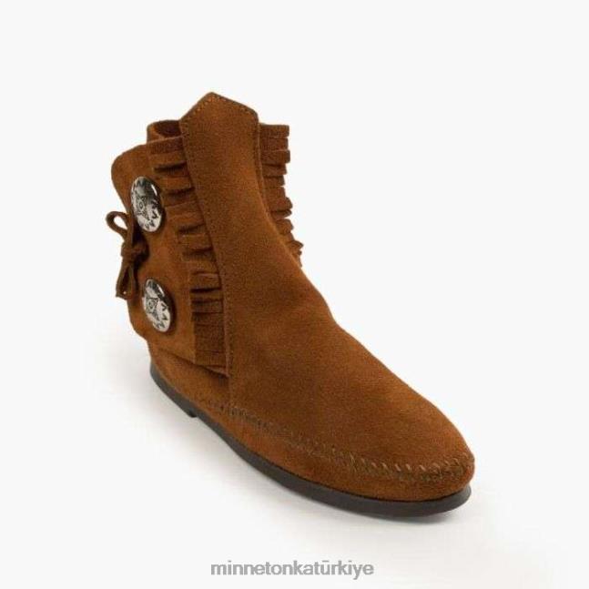 ayakkabı TR Minnetonka erkekler iki düğmeli sert taban çizme kahverengi F4V6V442